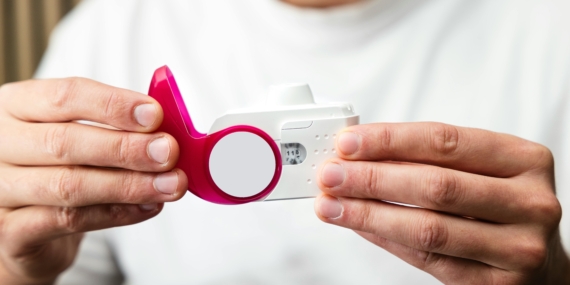 Göz Çevresi Bakımı: Yaşlanmanın Hızlı Belirtileri İçin Yaklaşım