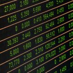 İran Saldırıları Kuveyt'teki Rafinerileri Durdurdu