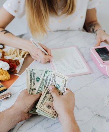 Lübnan'da emekli askerler maaş artışı talebiyle protesto düzenledi